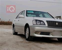 تۆیۆتا کراون